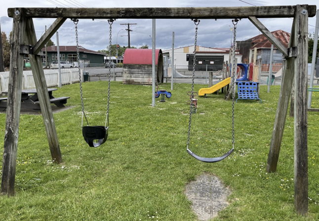 Eketāhuna playground